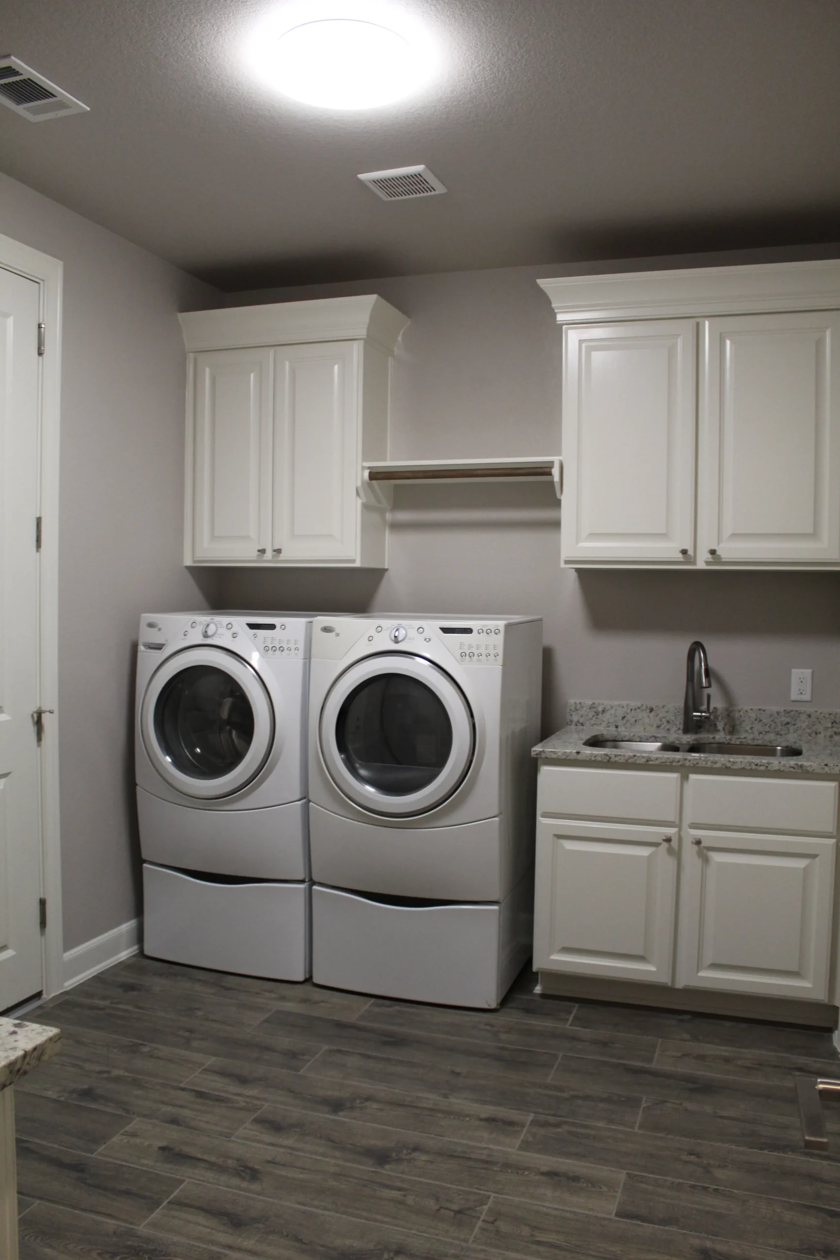 Mudroom / Laundry